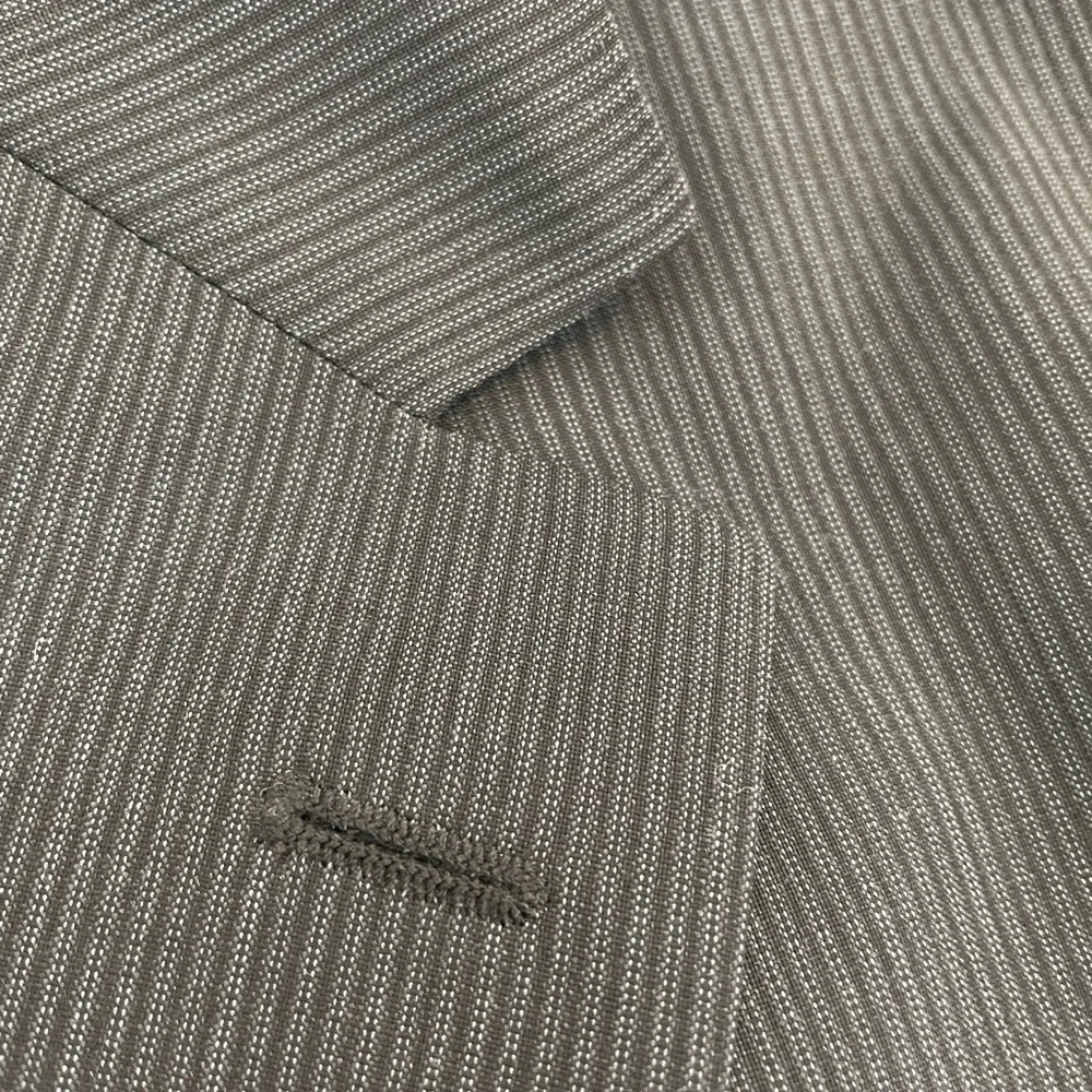 HUGO BOSS Pasolini/Movie Subtle‎ Narrow Stripe Wool Suit in Charcoal Size 44 L